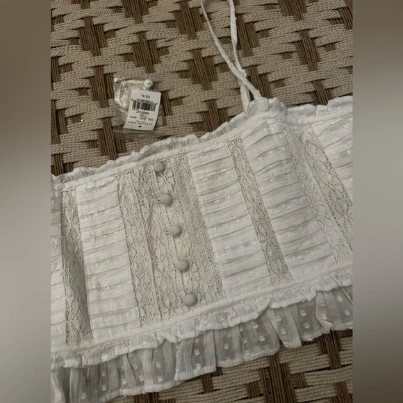 American Eagle White Lace Button-Up Crop Top NWT - Picture 3 of 6